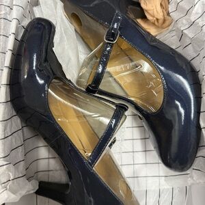 Alex Marie Glossy Navy Heels